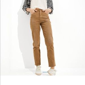 AE Corduroy Mom Straight Jeans, size 6